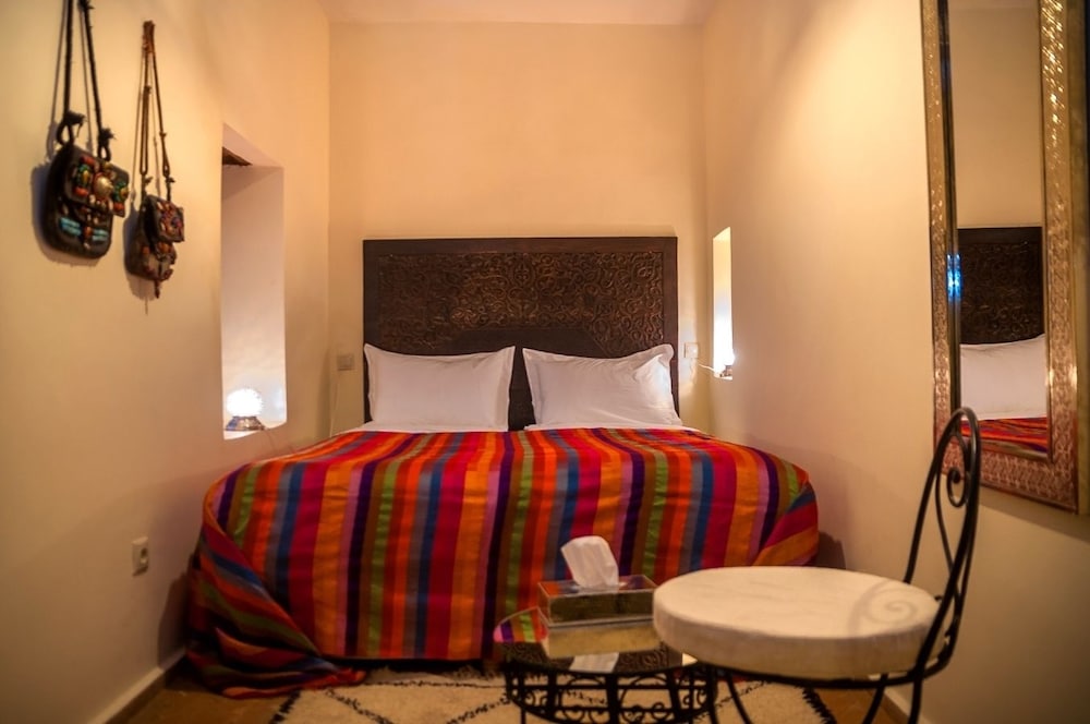 Riad Haraka 33/50
