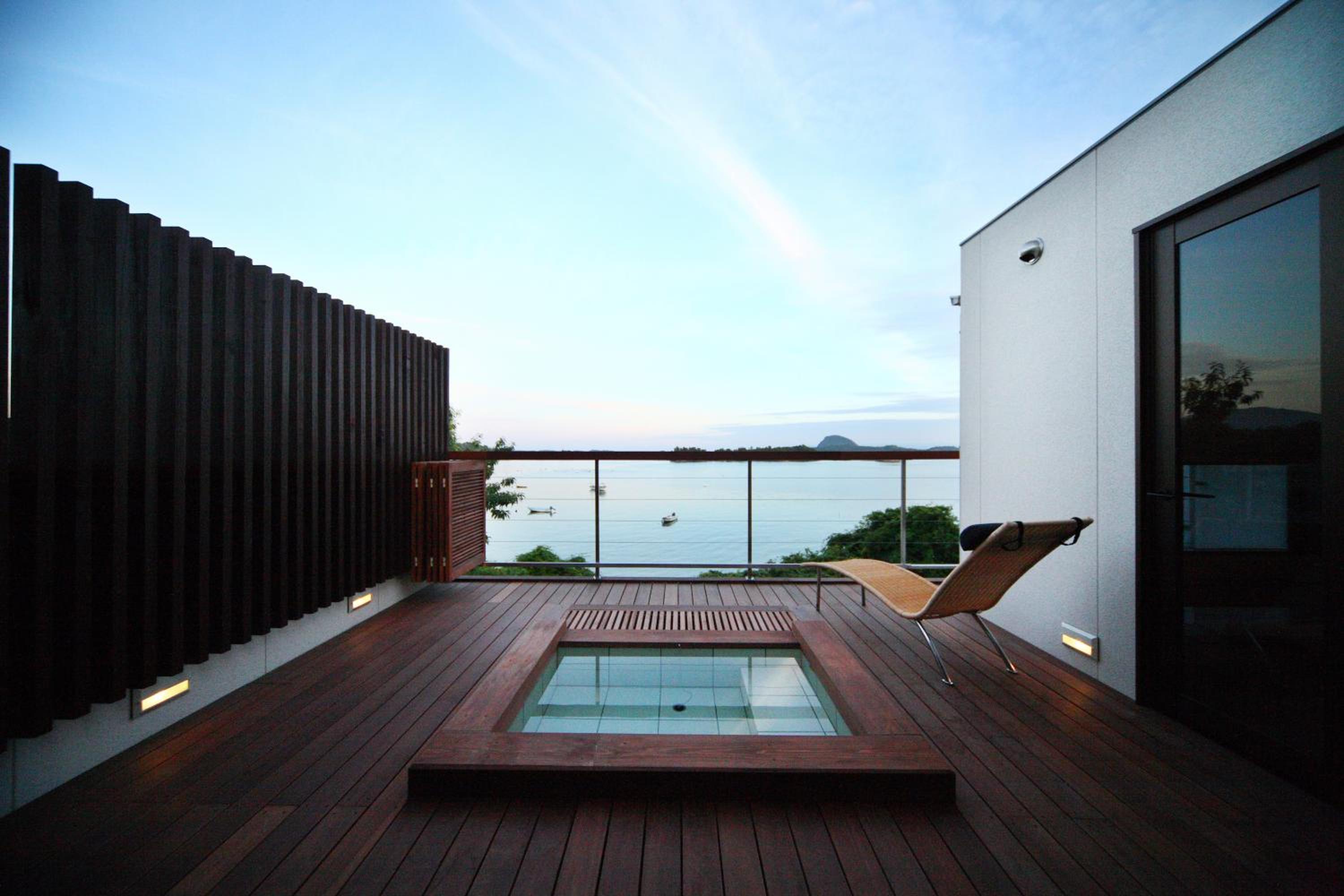 Hotel Ryugu 43/58