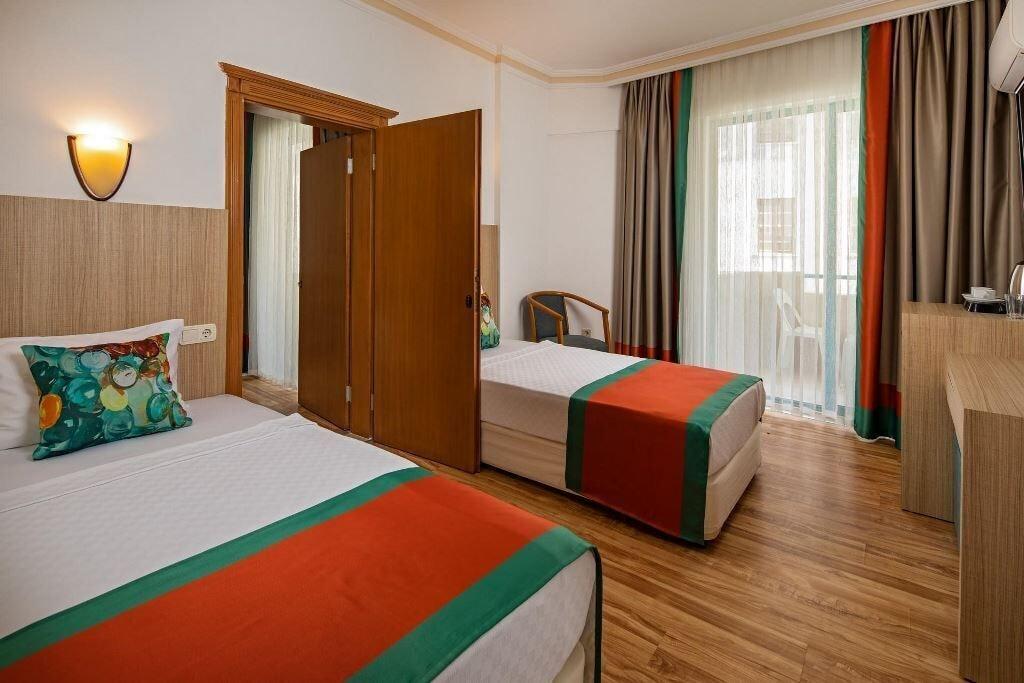 جناح عائلي، Club Hotel Mirabell 3/6