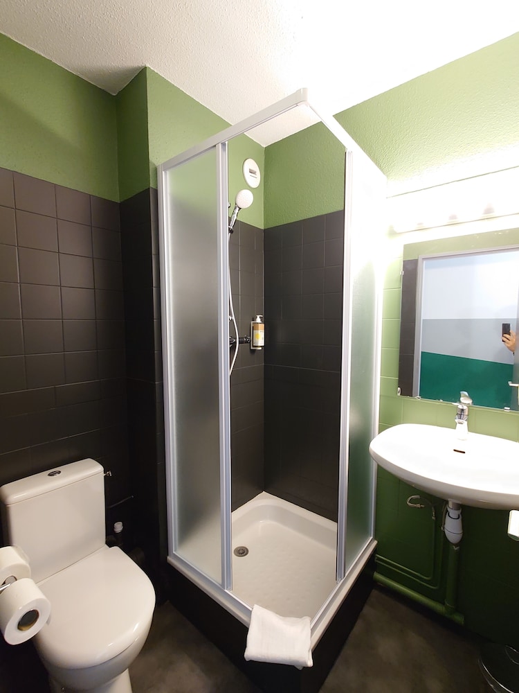 greet hotel Grenoble Centre Gare 59/60