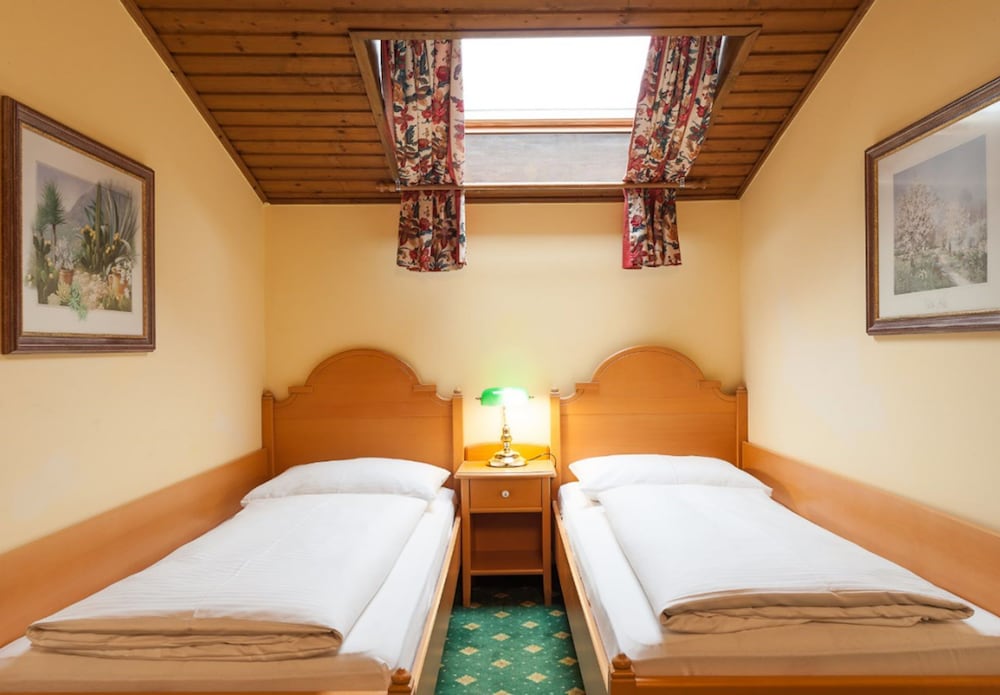 St. Georg Hotel 27/70