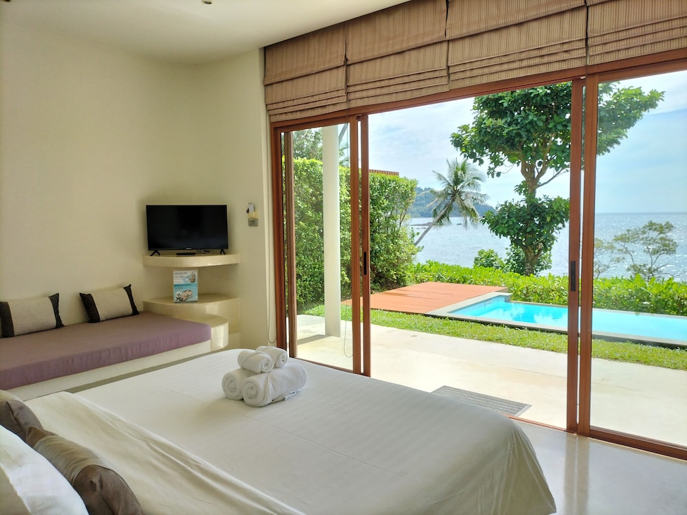Pool, Villa, Double Bed, Sea Side