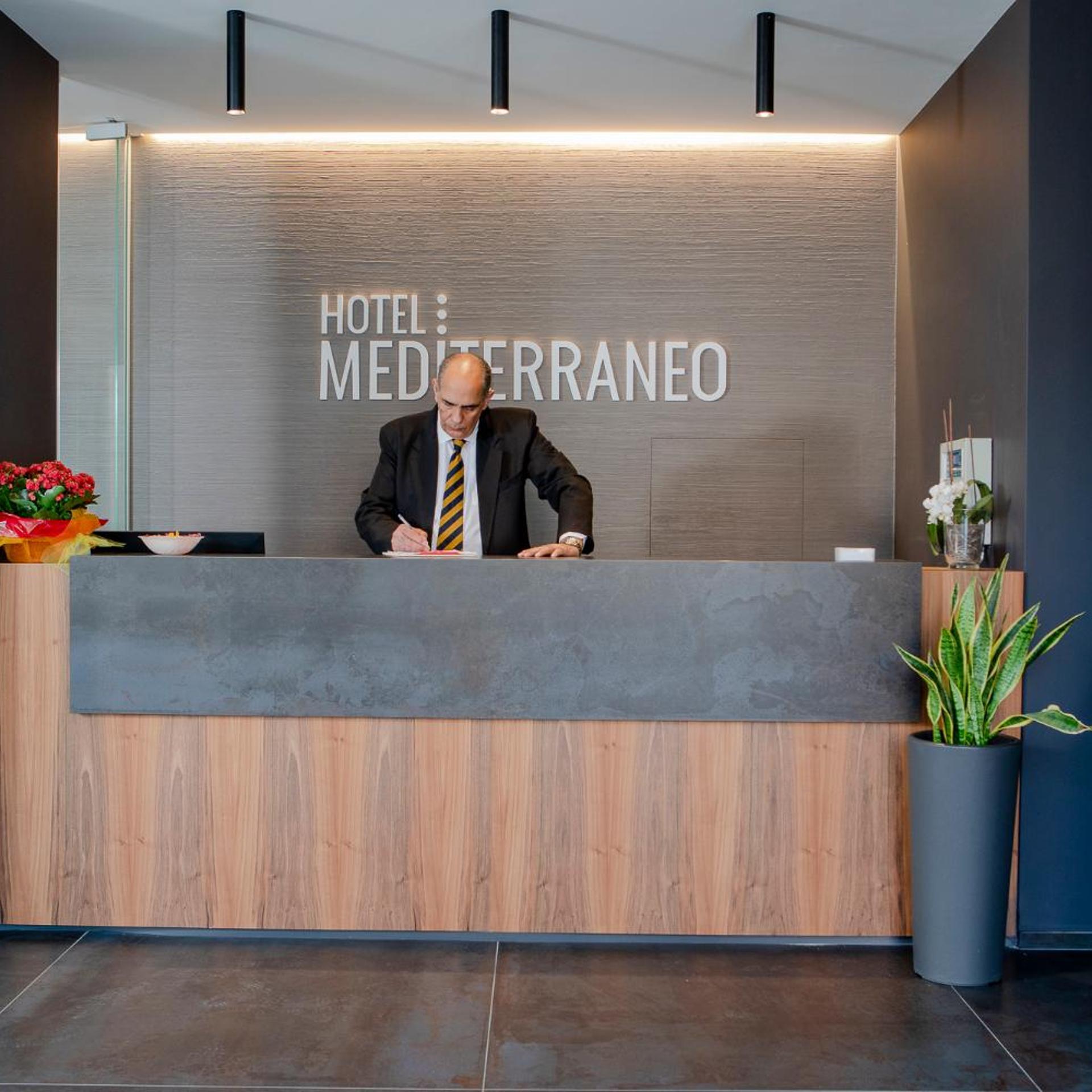 Mediterraneo 8/58
