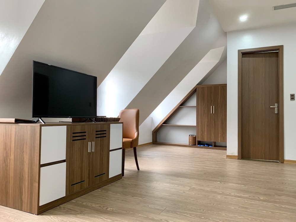 Hotel Emma 17/50