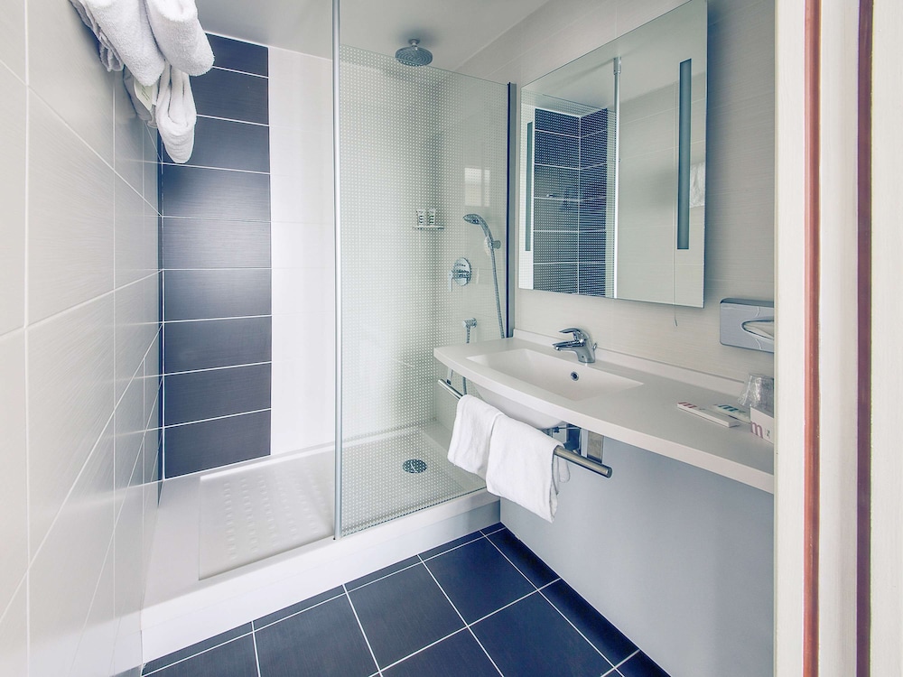 Mercure Lille Roubaix Grand Hotel 12/72