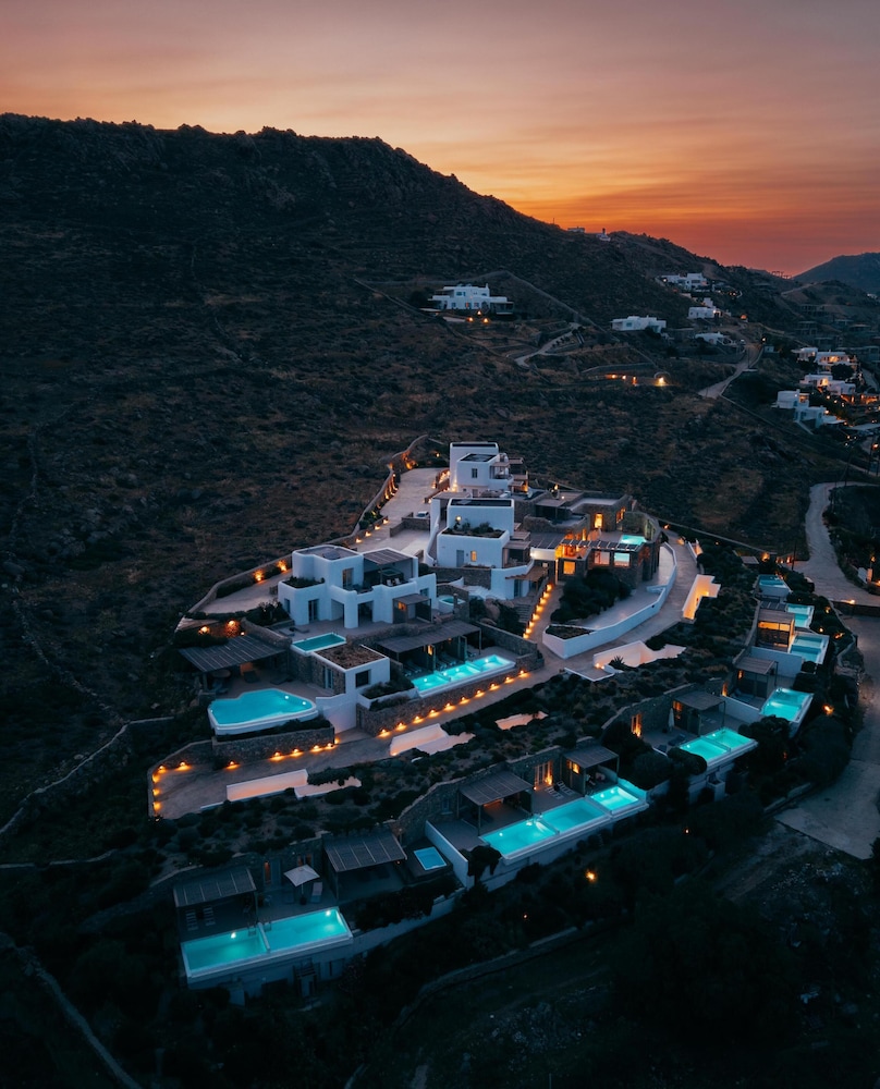 Radisson Blu Euphoria Resort in MYKONOS