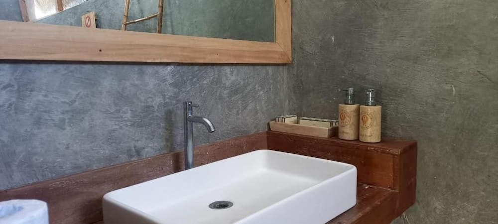 Rua Beach Resort Sumba Island 48/50