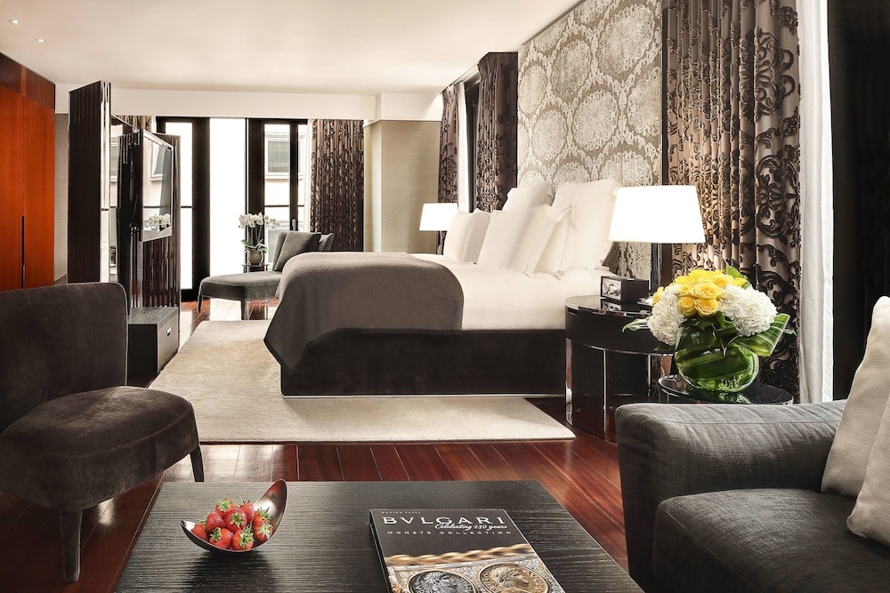 BULGARI HOTEL LONDON 24/40
