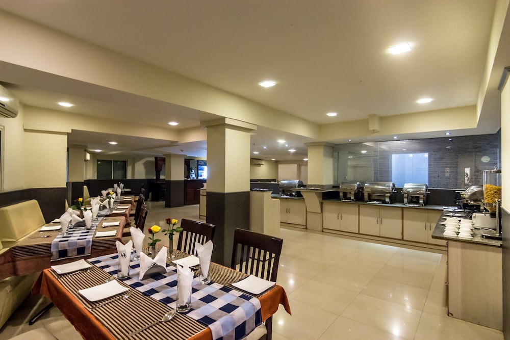 Hotel Central Park 14/16