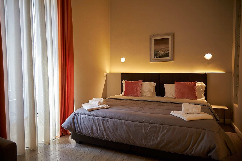 The Roman Empire Guesthouse 10/63