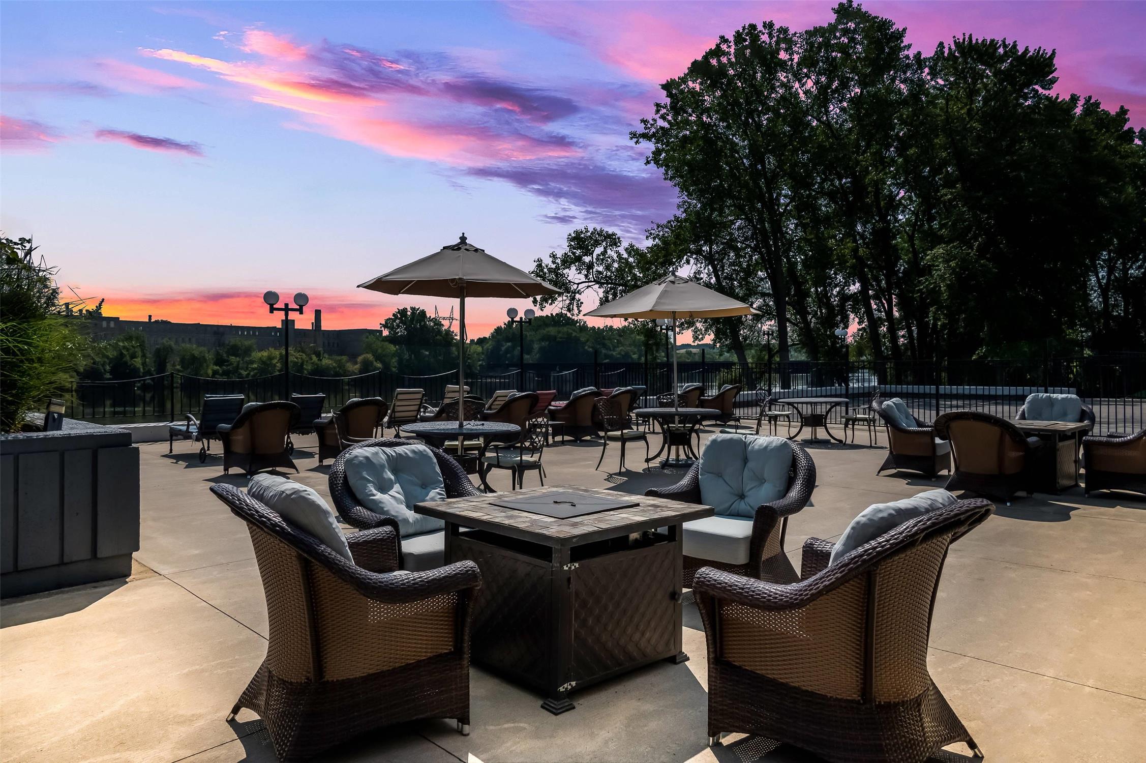 Radisson Hotel Grand Rapids Riverfront 7/8
