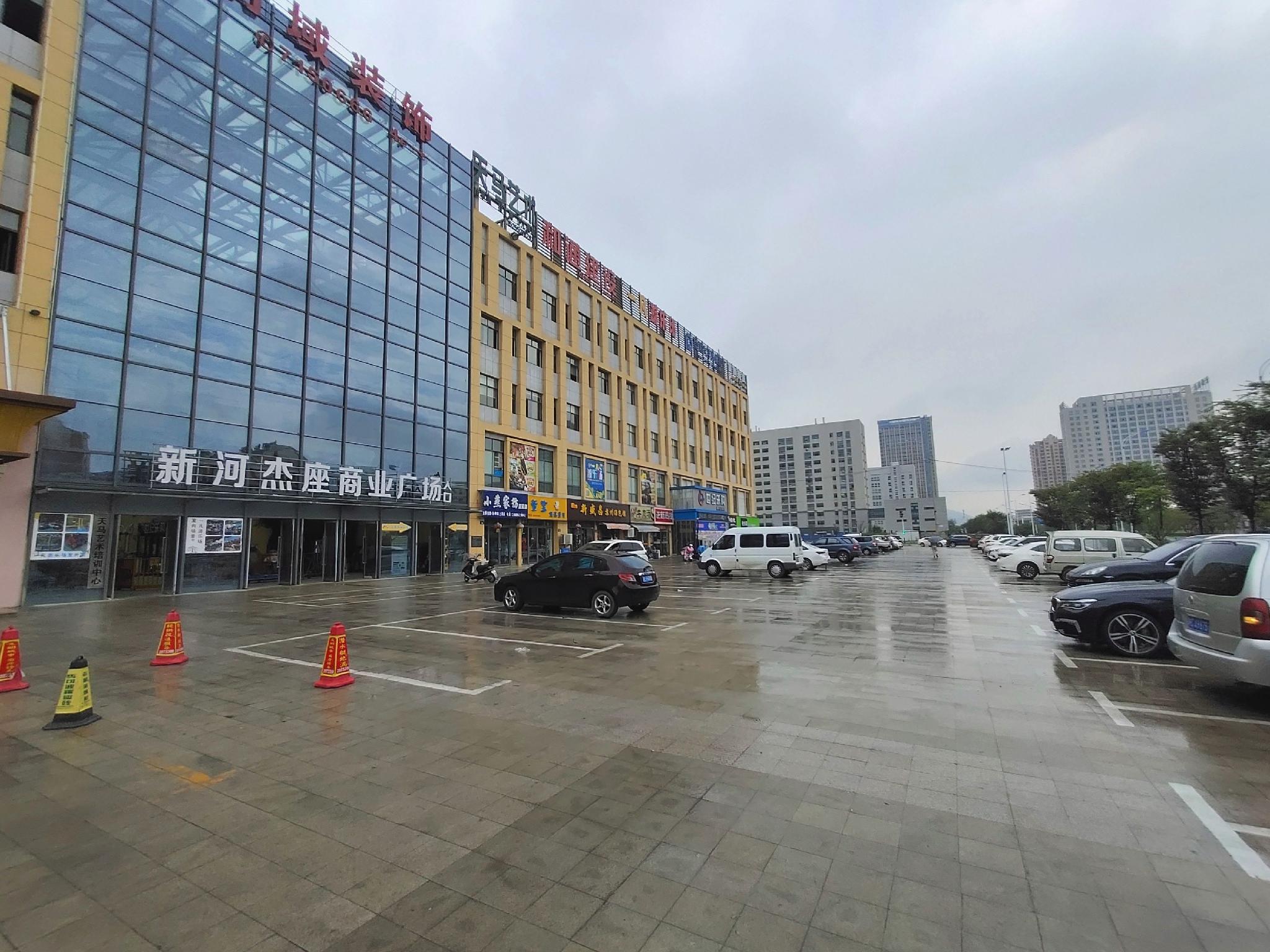 Vienna Hotel (Huaiyuan Xinhe) 28/33