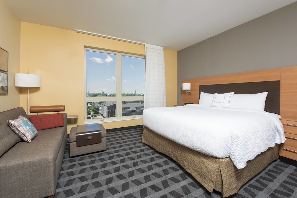 Towneplace Suites Champaign Urbana Campustown 10/48