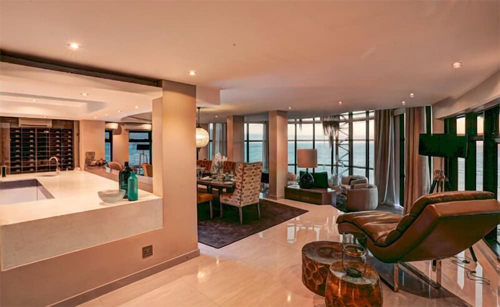 Ocean View Penthouse 31/41