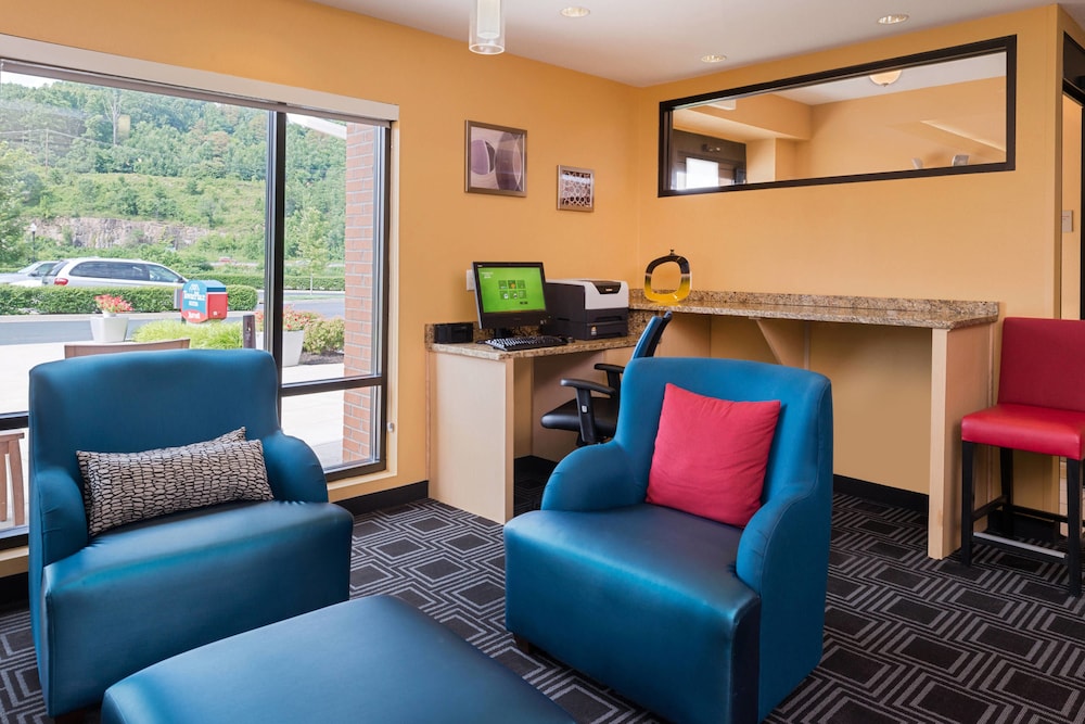 TownePlace Suites by Marriott Huntington 23/44