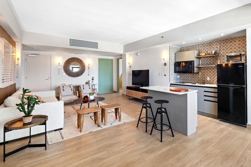 HiBird- Apartment and Suites Hotel 37/50