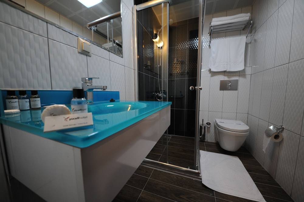 Yucel Hotel 48/50