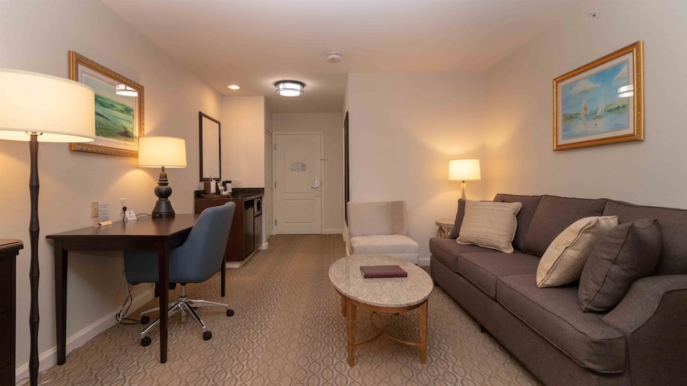 Best Western Plus Vineyard Inn & Suites 30/51