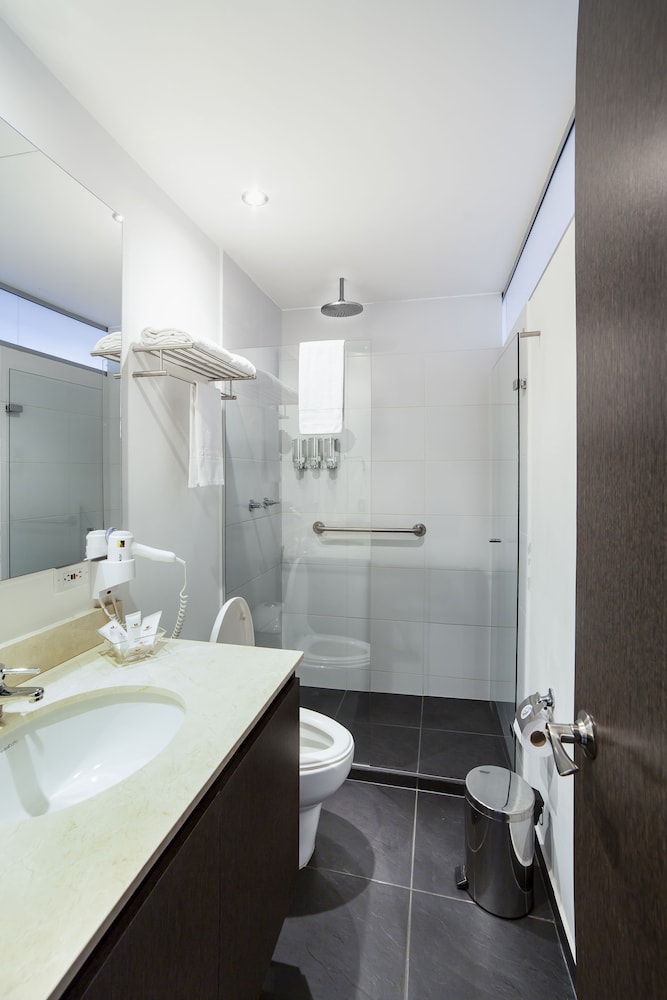 HOTEL GOLDEN PALERMO 48/50