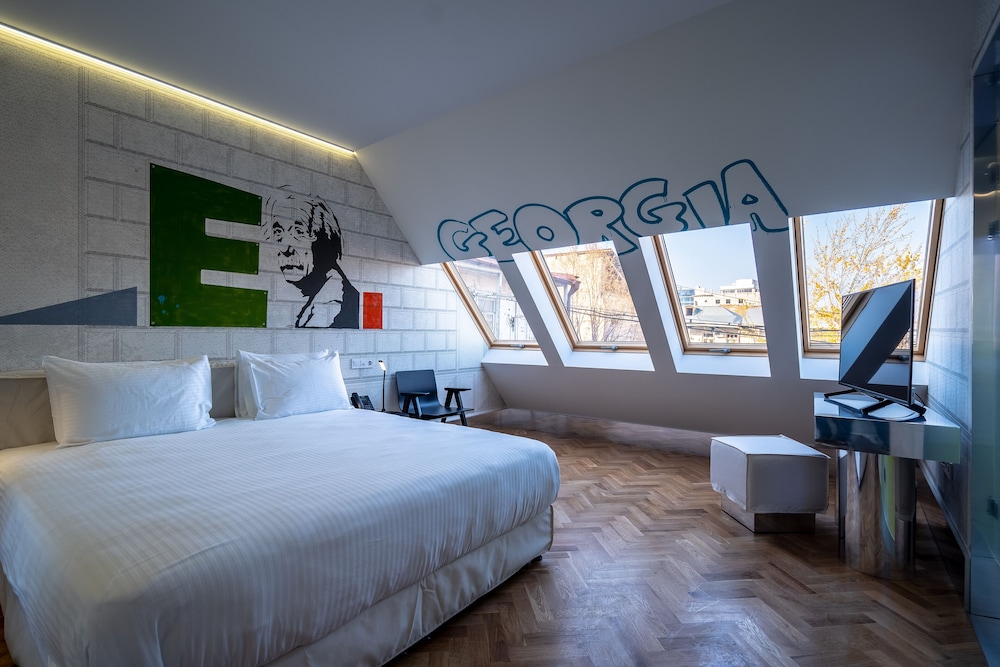 Platforma Design Hotel 32/66