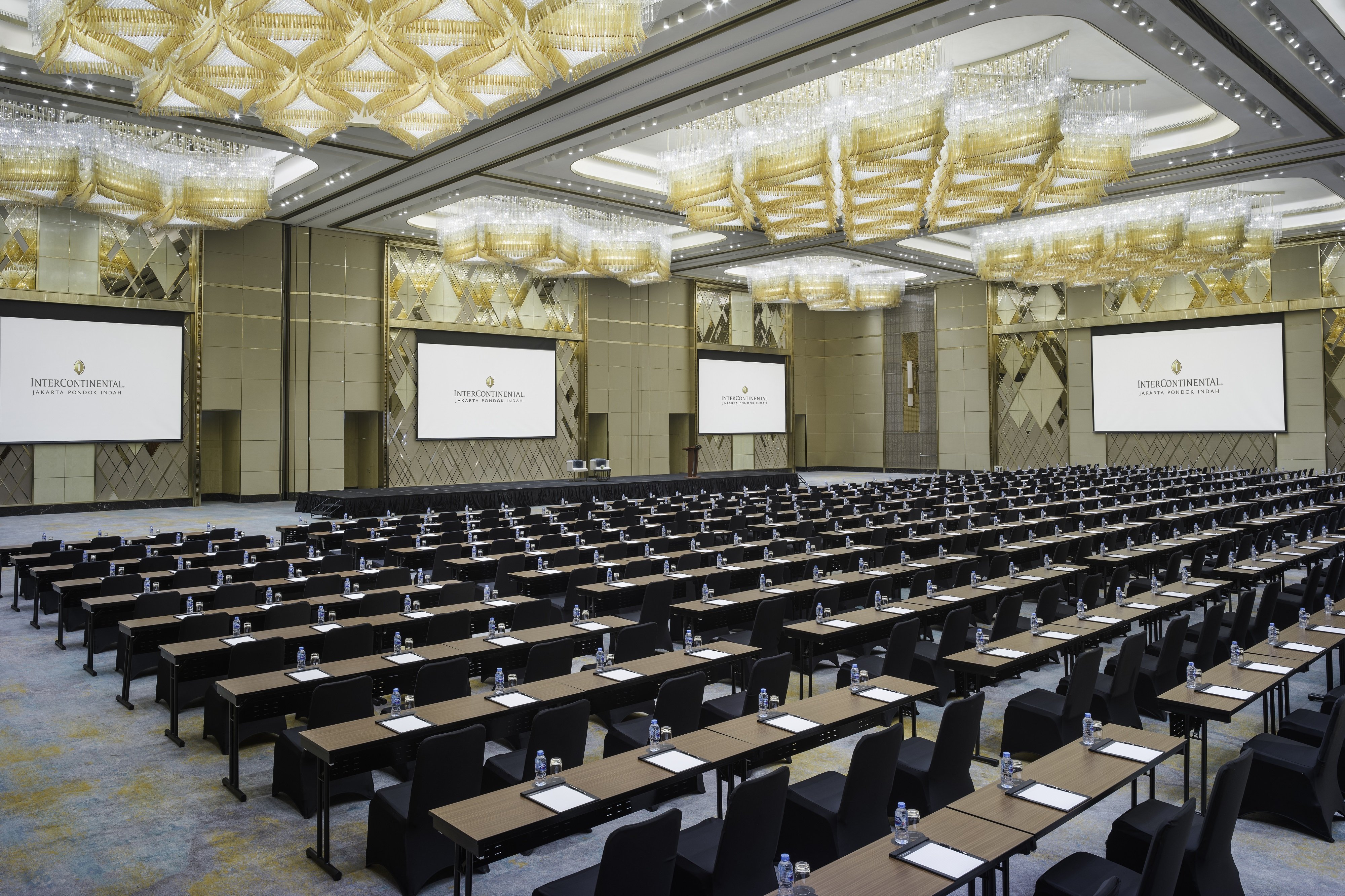 Intercontinental Jakarta Pondok Indah 65/76