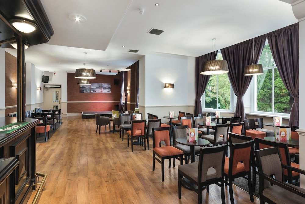 Tarbet Hotel 36/58