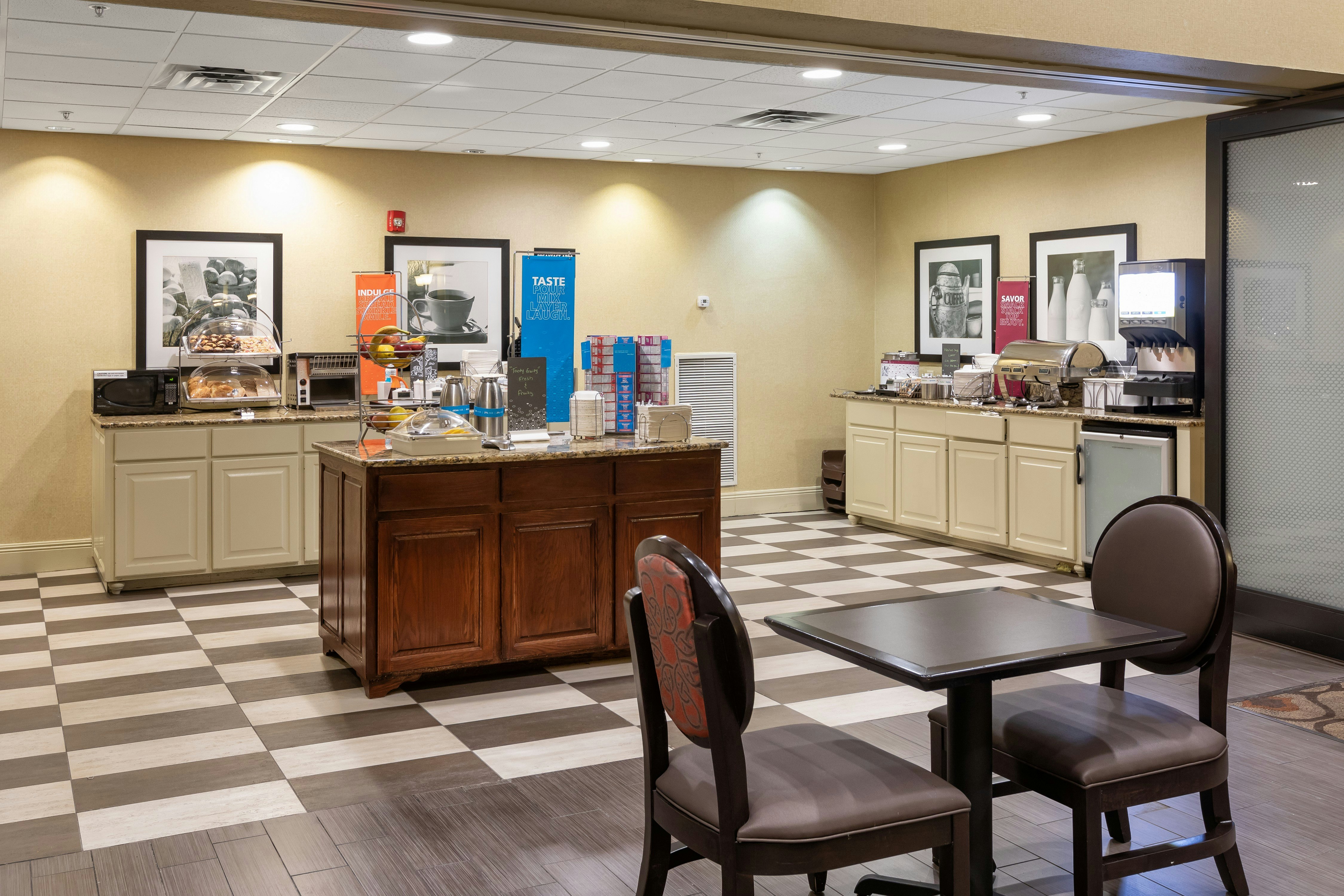 Hampton Inn and Suites Baton Rouge I 10 East 40/56