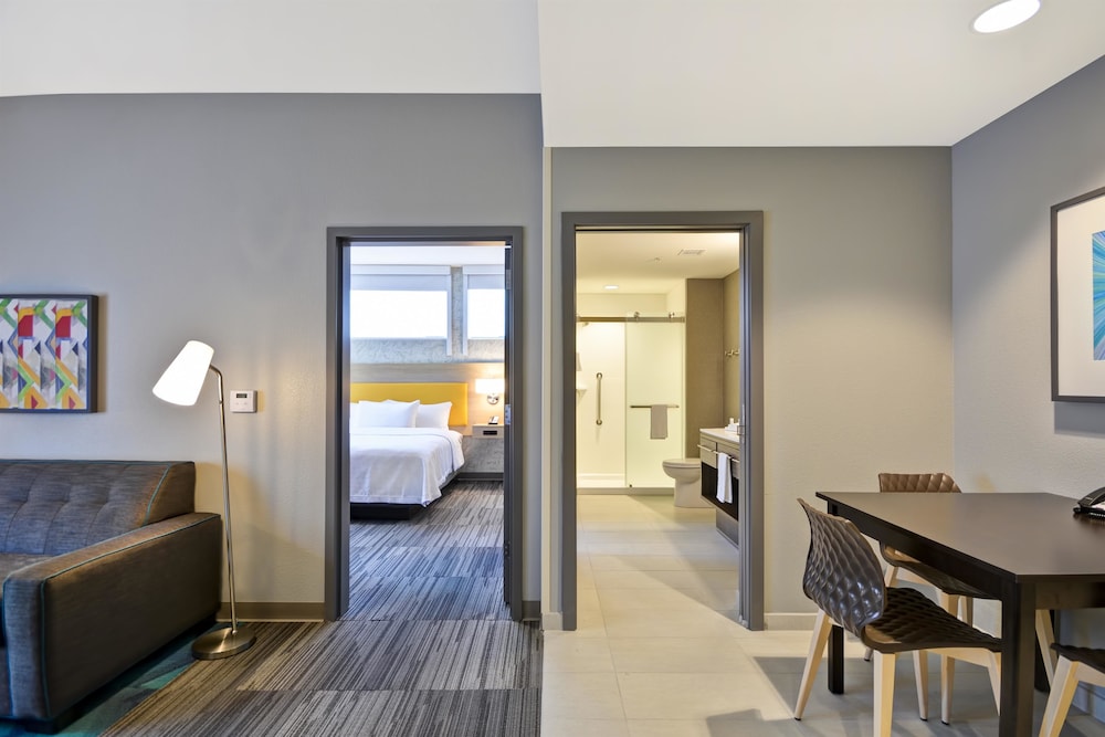 Home2 Suites By Hilton Queensbury Glens Falls 34/53