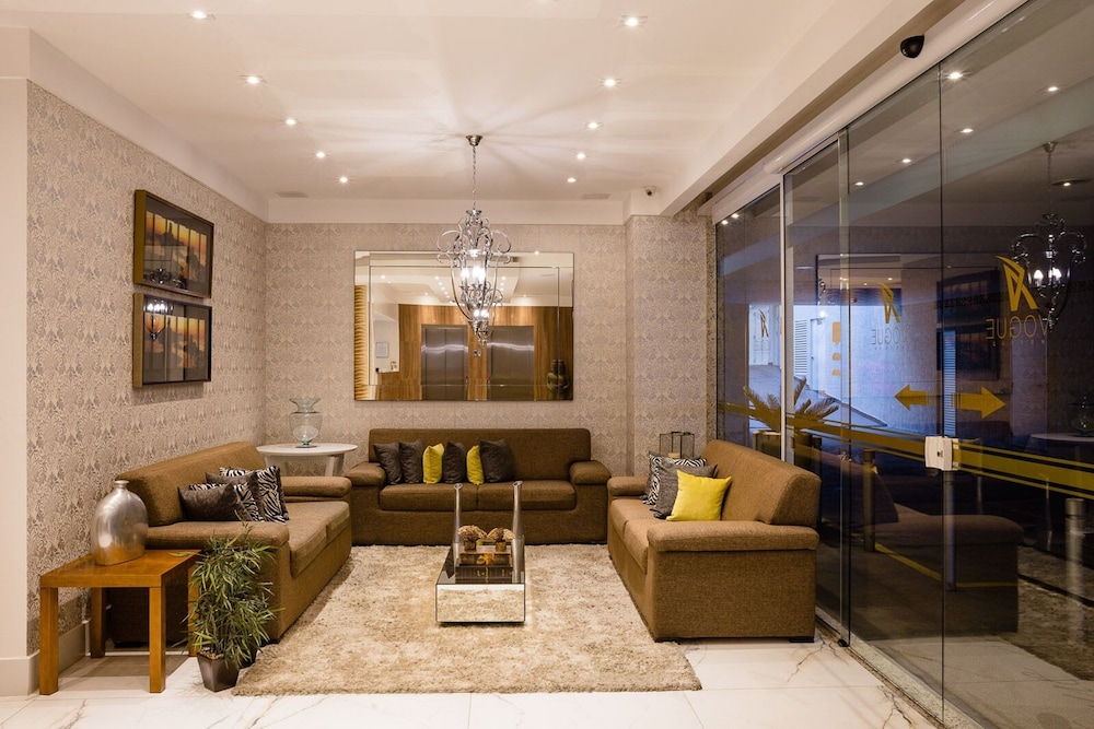 Vogue Hotel 45/60