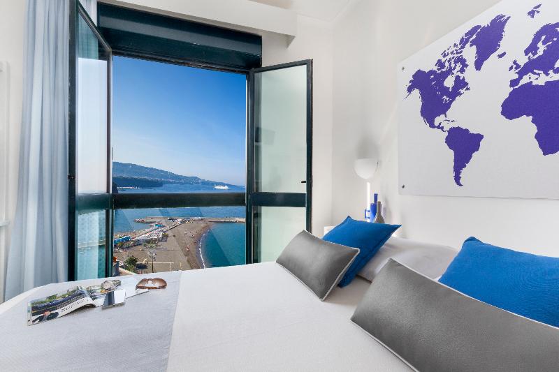 Superior, Twin Beds, Sea View