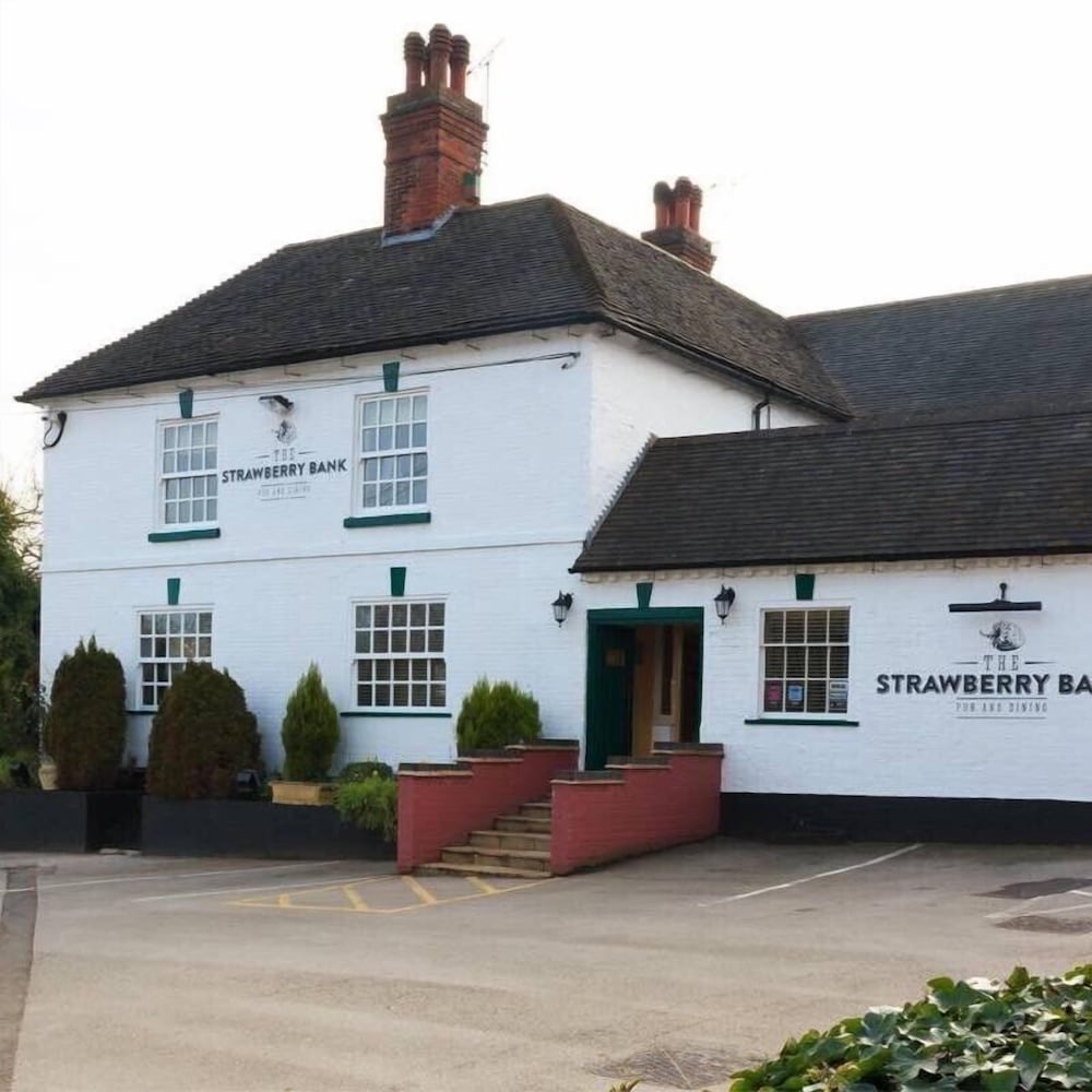 Strawberry Bank Hotel, NEC 1/47