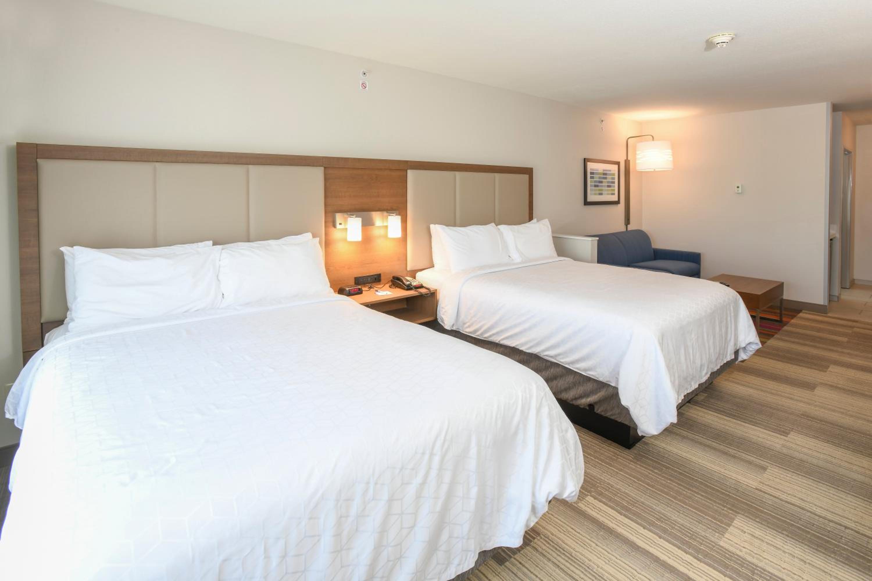 Suite, Queen Bed