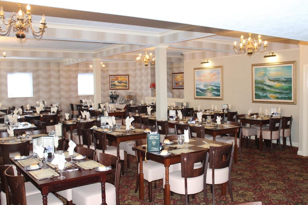 Chatsworth House Hotel 31/50