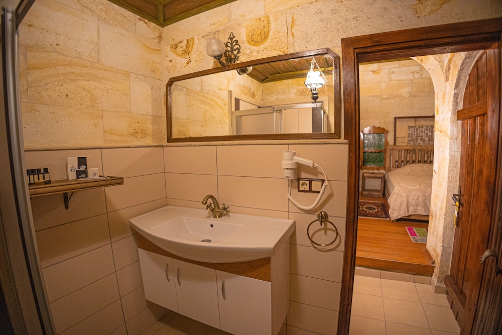 Pietra Cave Suites 42/49