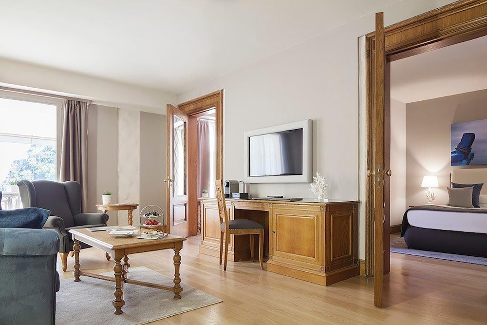 Mazzaro Sea Palace – VRetreats 36/64