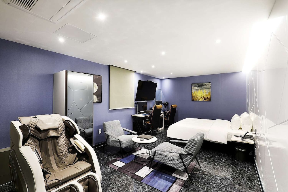 Mariposa Hotel Songtan 30/48