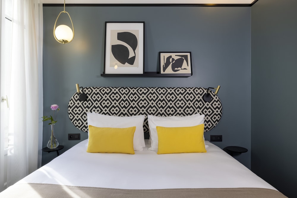 STANDARD, DOUBLE BED