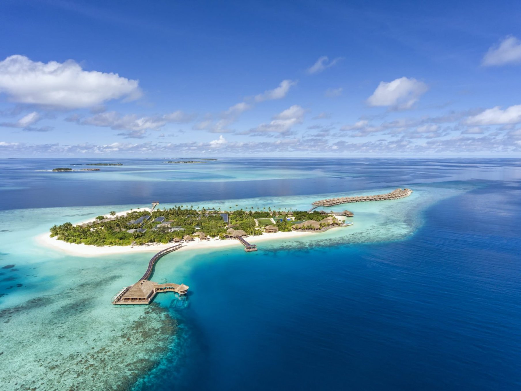 HURAWALHI ISLAND RESORT MALDIVES 84/99