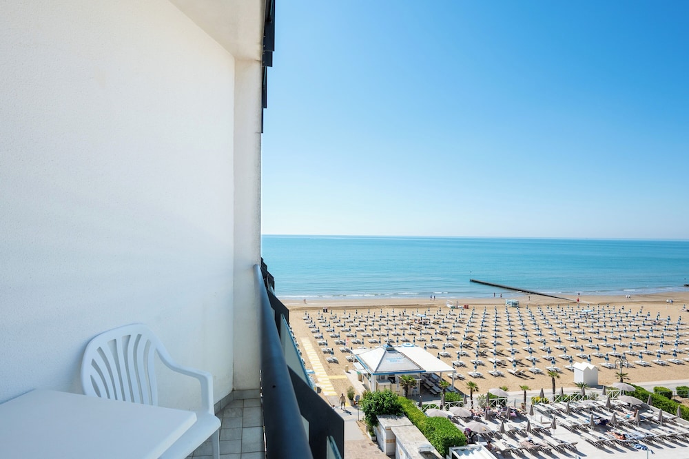 Hotel Las Vegas Jesolo 60/67