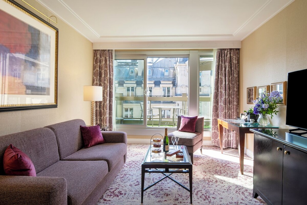 Warwick Paris Champs-Elysees 37/64