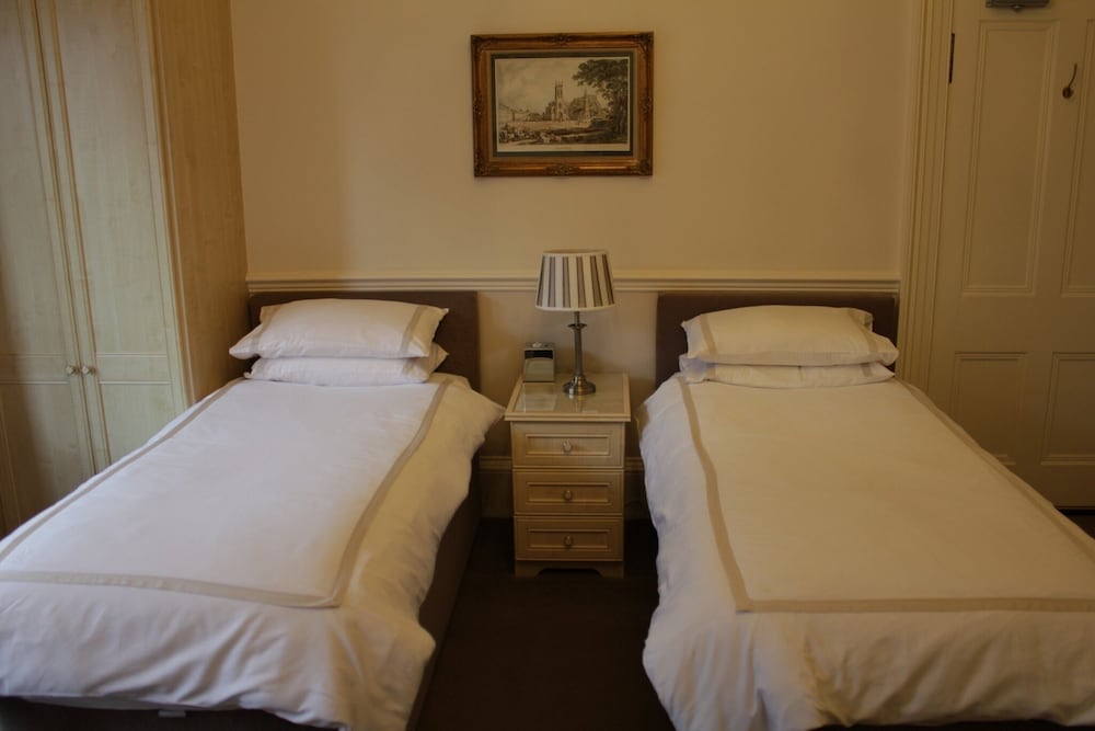 Highfield Guest House 14/50