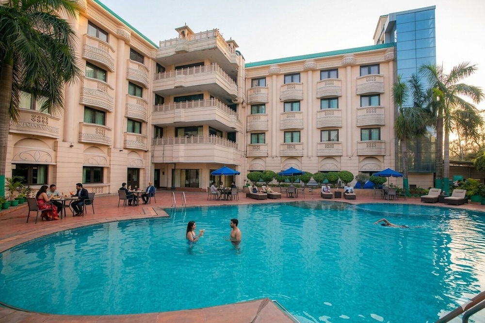 Empires Hotel Paradip 2/34