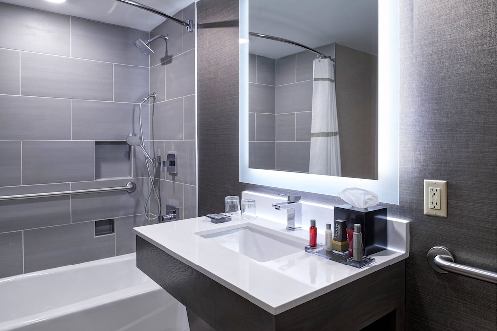 Marriott Indianapolis North 9/52