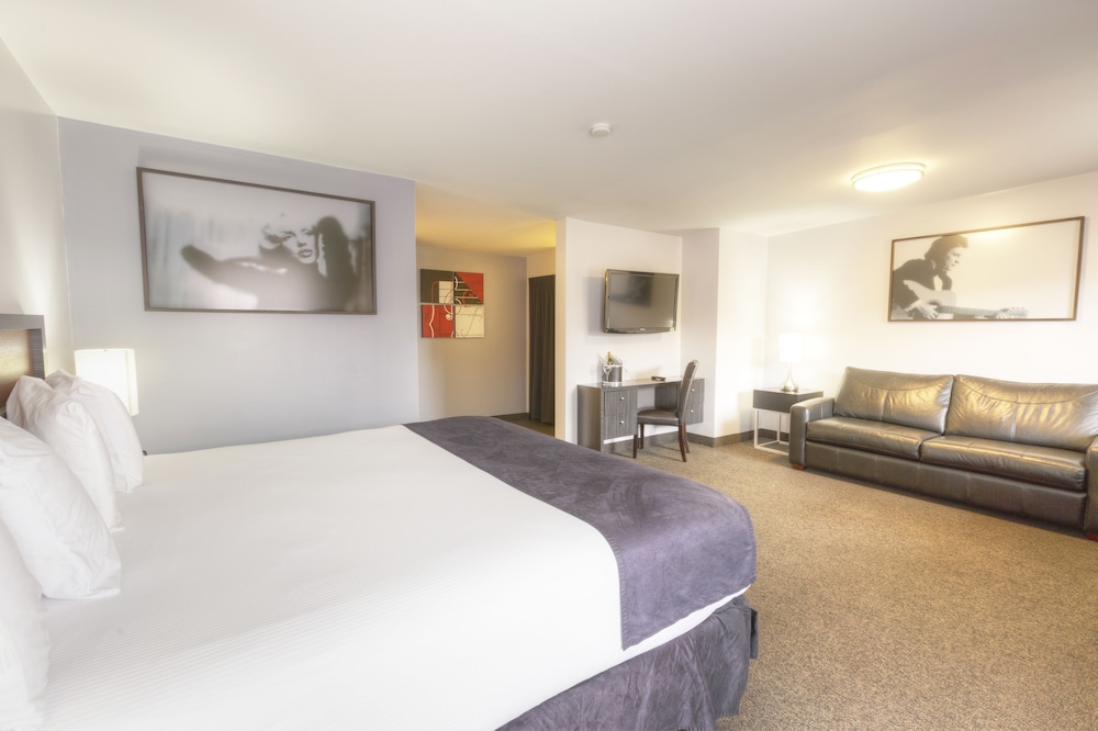 PREMIUM, KING BED