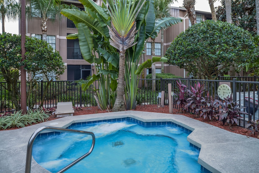 Hilton Vacation Club Polynesian Isles Kissimmee in KISSIMMEE - FL