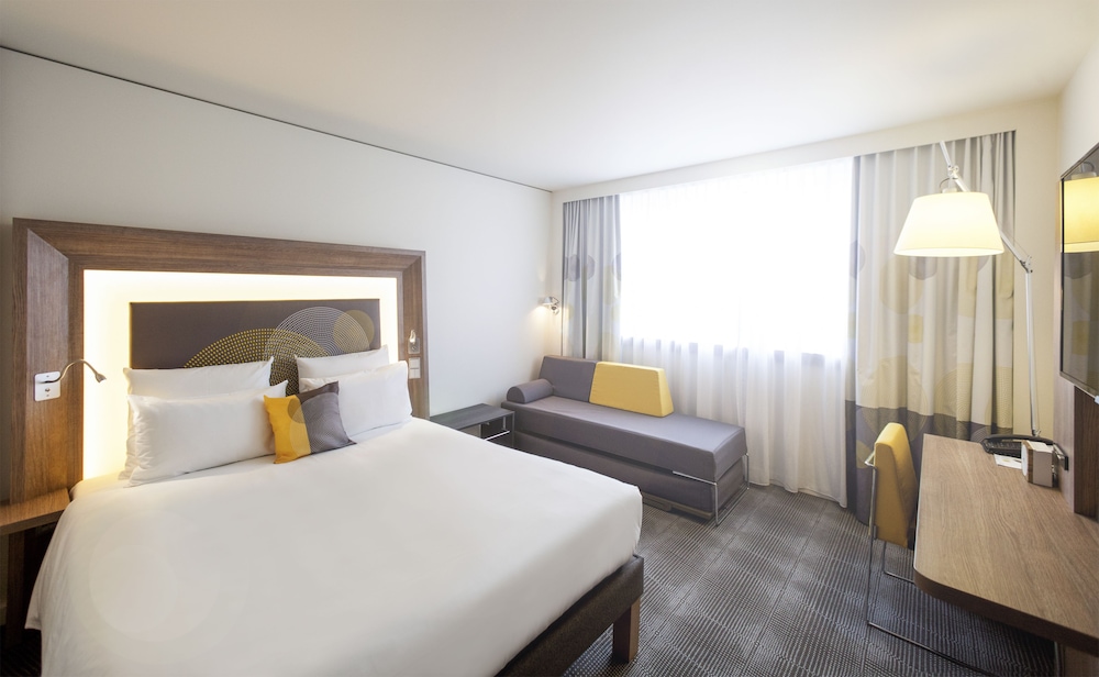 NOVOTEL ROUEN SUD 16/72