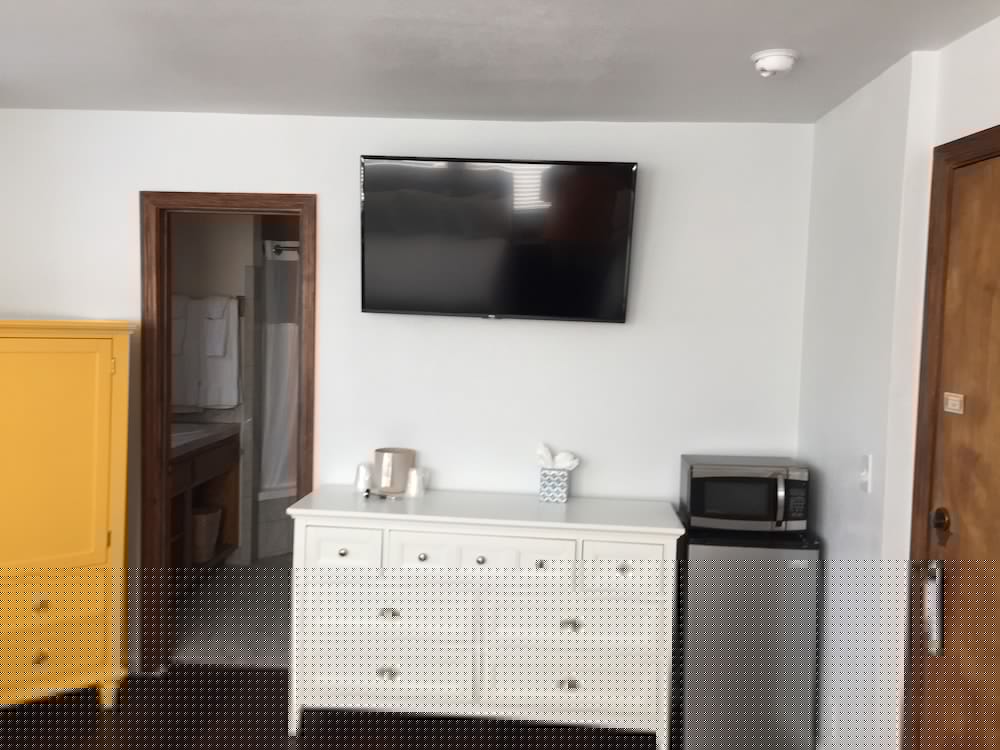 Seacrest Inn 30/42