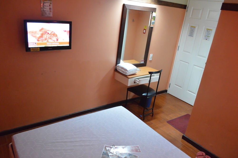 Hotel Sogo Avenida 22/35