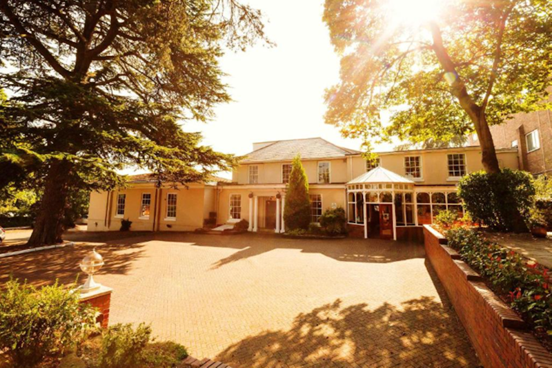 Gainsborough House Hotel 14/15