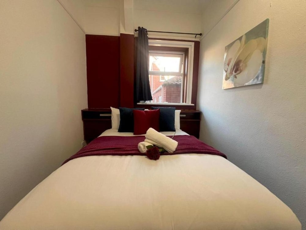 Diamond Apartments Skegness 20/50